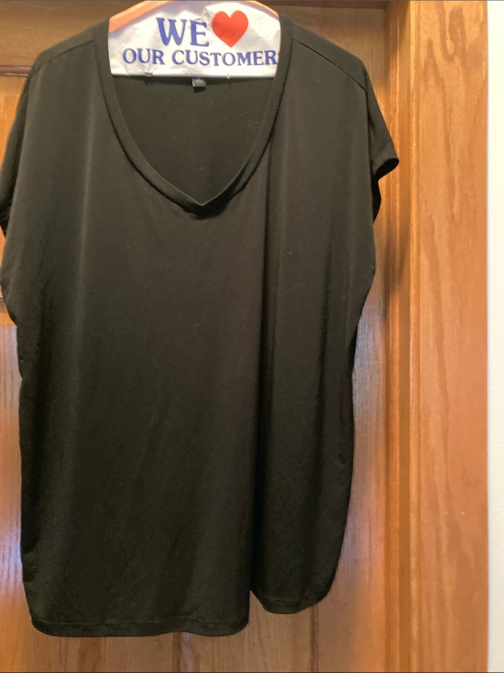 torrid Black V-Neck Short Sleeve Tee